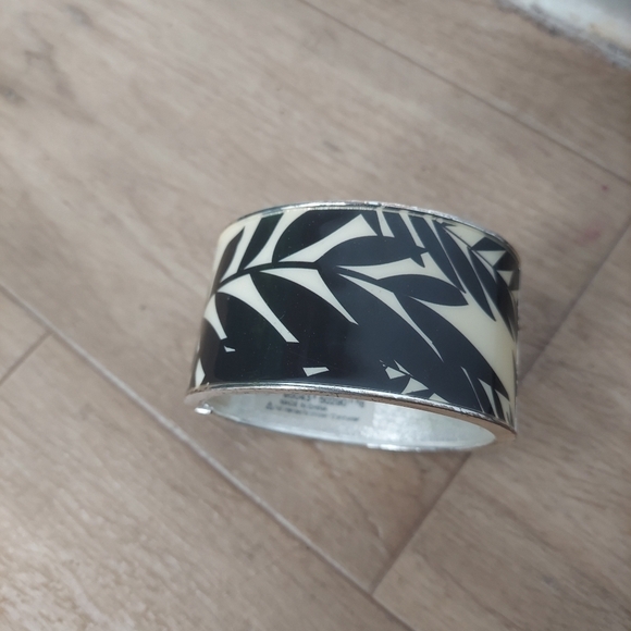 JEWELRY Bundle - Picture 8 of 10